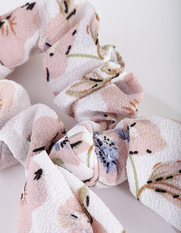 Kwiatowy długi szalik scrunchie