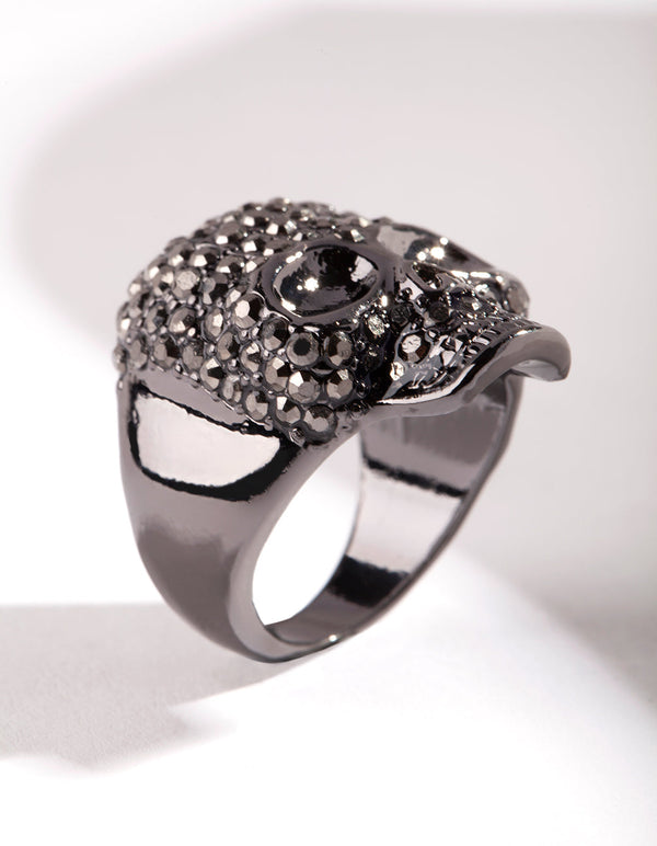 Pierścień z czaszką z diamentami w kolorze gunmetal