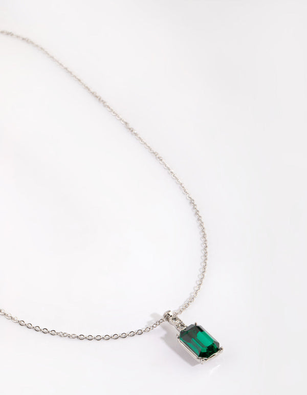 Green Claw Pendant Necklace