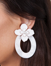 White Acrylic Oval Flower Drop Earring - link has visual effect only