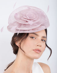 Lila geplooide bloemenfascinator - link has visual effect only