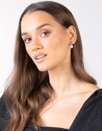 Small Diamante Pearlised Bead Drop Earrings - link has visual effect only