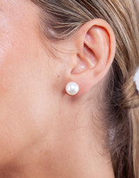 Large Pearl Stud Earrings - link has visual effect only