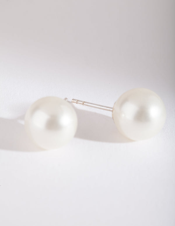 Large Pearl Stud Earring