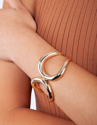 Polished Gold Open Loop Clamp Bangle - link has visual effect only