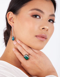 Emerald Square Cut Stone On Gold Band - link has visual effect only