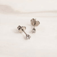 Studex 3mm Cubic Zirconia Surgical Steel Stud - link has visual effect only