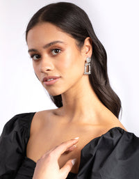 Silver Mini Geometric Earrings - link has visual effect only
