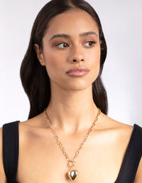 Gold Heart Chain Necklace - link has visual effect only
