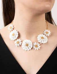 Gold White Daisy Necklace - link has visual effect only