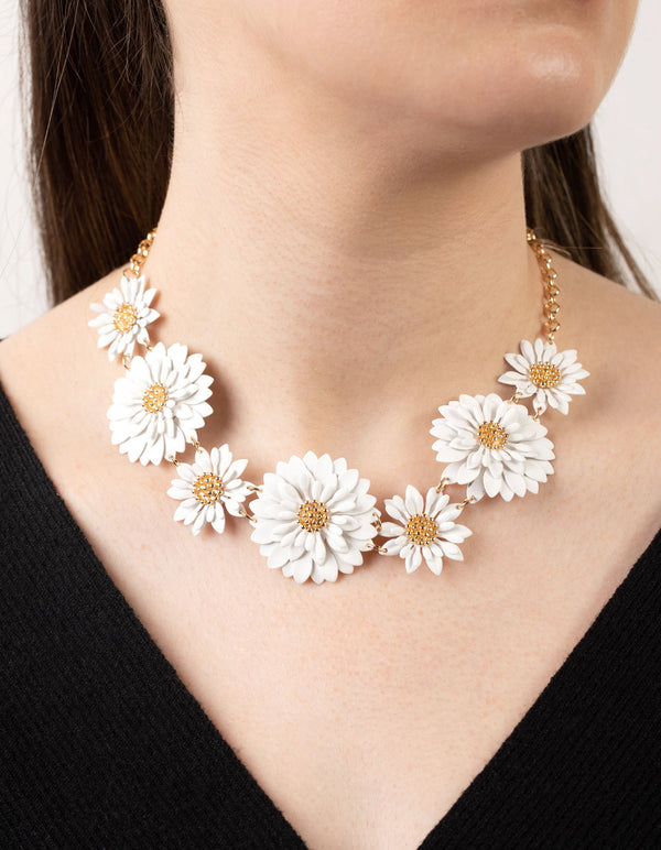 Gold White Daisy Necklace