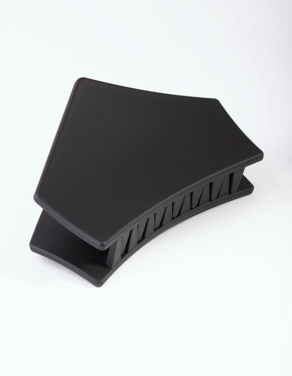 Black Triangle Claw Clip