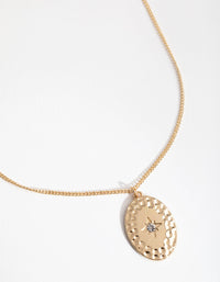 Gold Diamante Star Oval Pendant - link has visual effect only