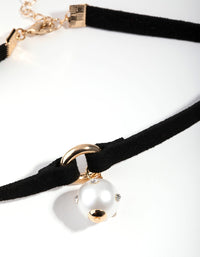 Faux Pearl Diamante Ball Choker Necklace - link has visual effect only