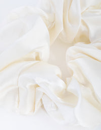 Butter Silk Oversized Scrunchie - link has visual effect only