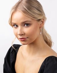 Gold Diamond-Cut Hoop Drop Earrings - link has visual effect only