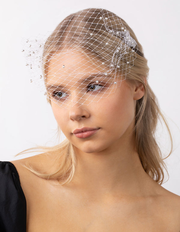 Floating Pearl Veil