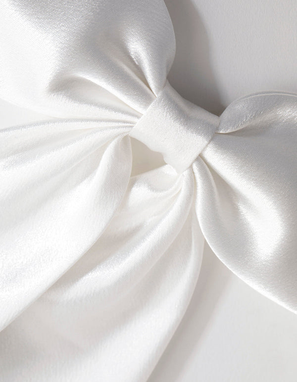 Statement Relaxed Fabric Bow Clip