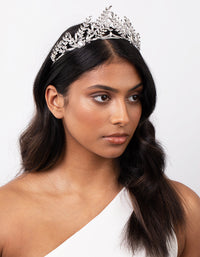Oversized Laurel Stately Crown - link has visual effect only