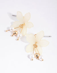 Gold Flower and Pearl Drop Earrings - link has visual effect only