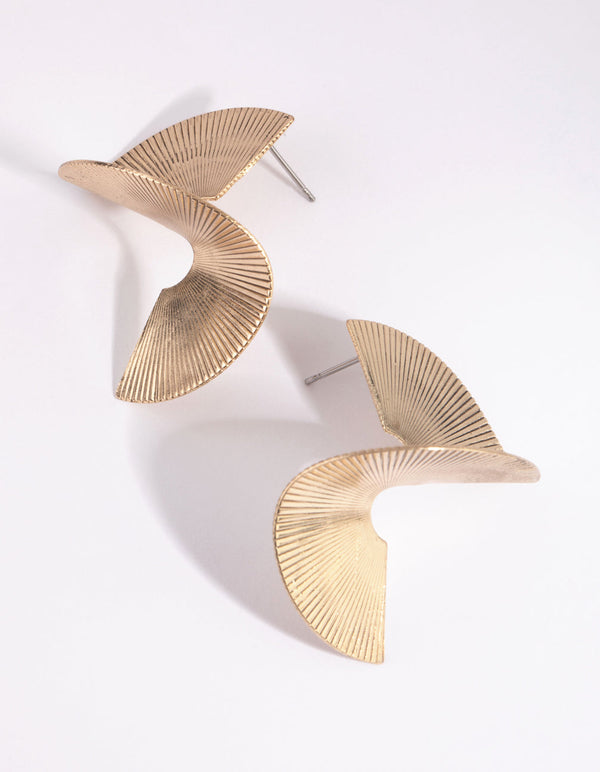 Gold Wavy Arch Stud Earrings