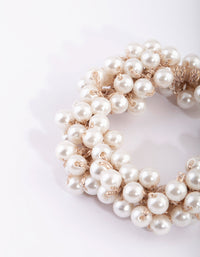 Pearl Hair Tie - link has visual effect only
