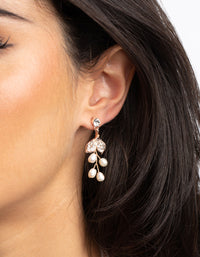 Rose Gold Diamante and Pearl Necklace - link has visual effect only