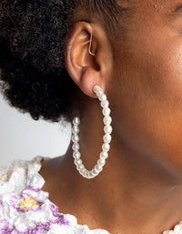 Gold Pearl Hoop Earrings - link has visual effect only