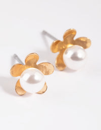 Gold Pearl and Flower Stud Earrings - link has visual effect only