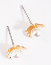 Gold Pearl and Flower Stud Earrings - link has visual effect only