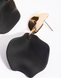 Black Simple Petal Drop Earrings - link has visual effect only