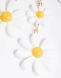 90s White Daisy Drop Earrings - link has visual effect only