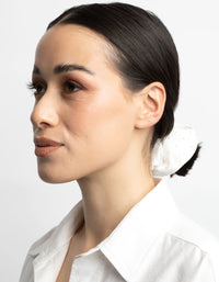 White Diamante Scrunchie - link has visual effect only