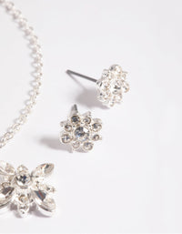 Pretty Flower Necklace and Earrings Set - link has visual effect only