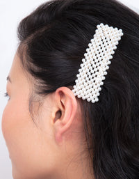 Pearl Chunky Hair Clip - link has visual effect only