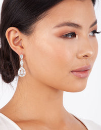 Silver Diamante Stone Set Cut-Out Earring - link has visual effect only